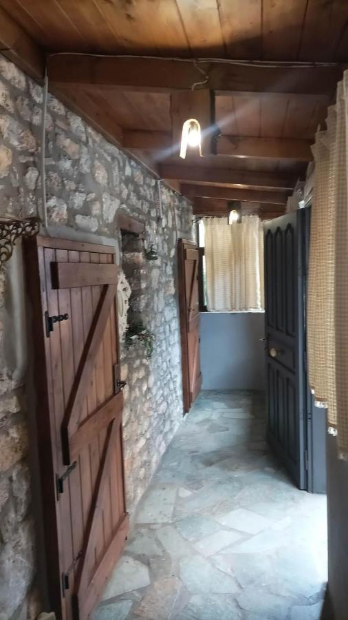 Αυθεντικό Πετρινο Στην Ναύπακτο Apartment Nafpaktos Exterior foto