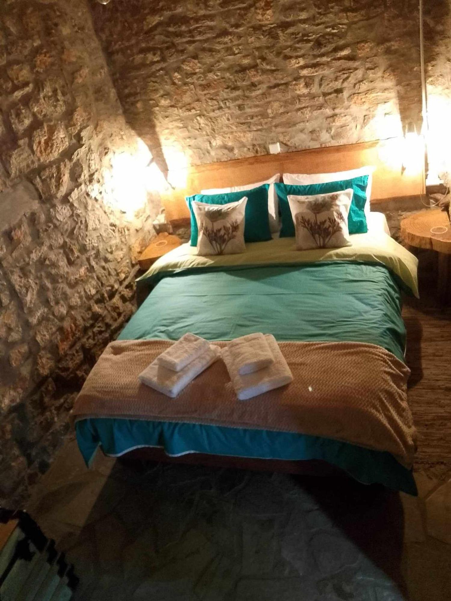 Αυθεντικό Πετρινο Στην Ναύπακτο Apartment Nafpaktos Exterior foto